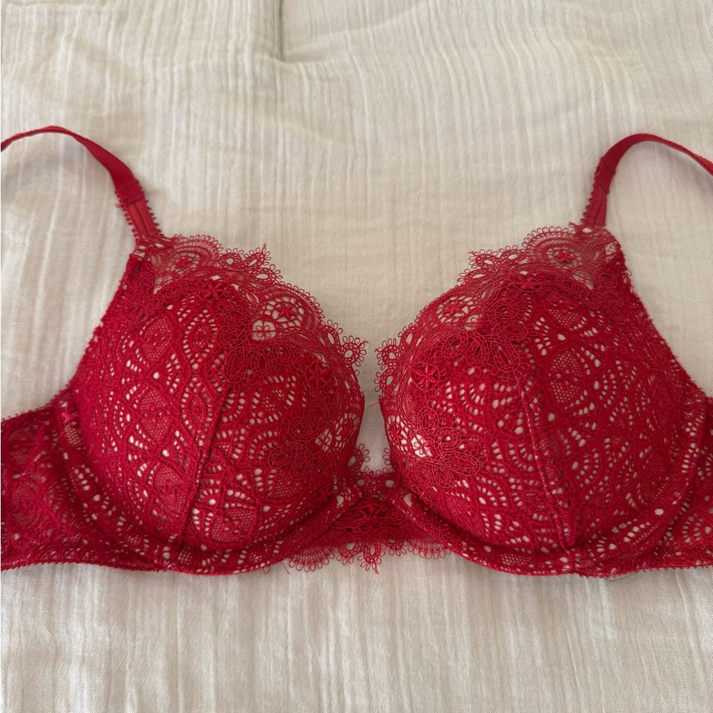 Victoria Secret Dream Angel’s Red Bra